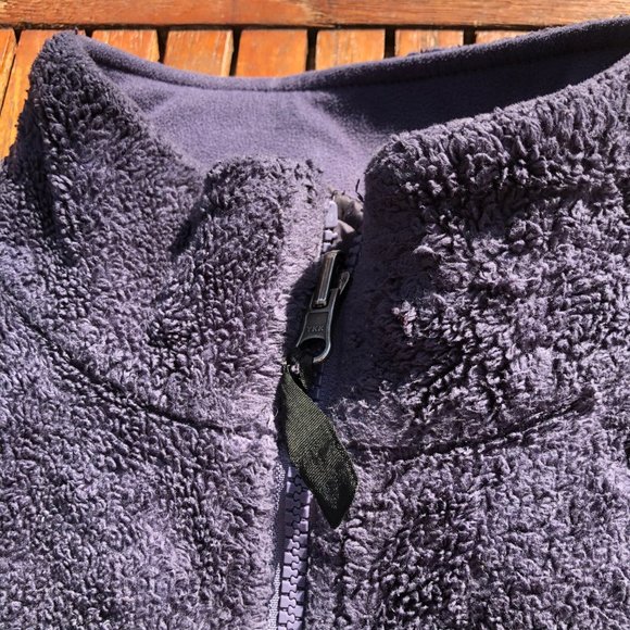 North Face Fuzzy Zip Up Jacket in Plum - Picture 5 of 6